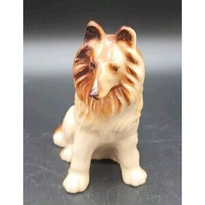 vintage collie dog figurine 5” Sitting Lassie Porcelain